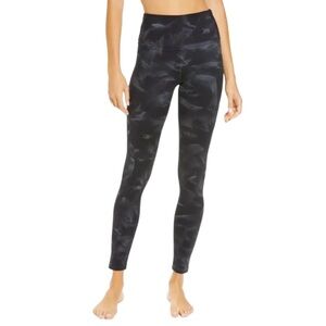 {Zella} "High Waist Studio Lite in Spray Dye Black" High Compression Leggings